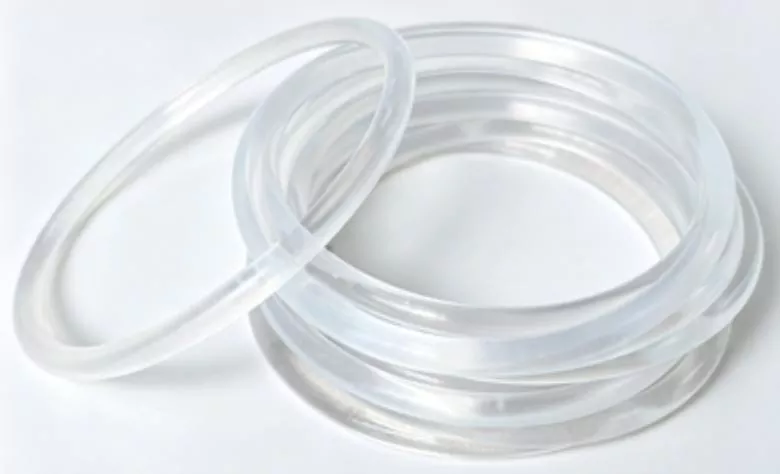 Wie kann verhindert werden, dass medizinische Silikon-O-Ringe nach der Hochtemperatursterilisation reißen?